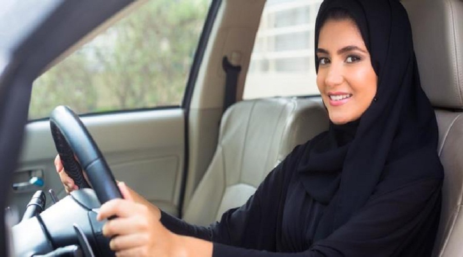 استخراج رخصة قيادة من البحرين للسعوديات
