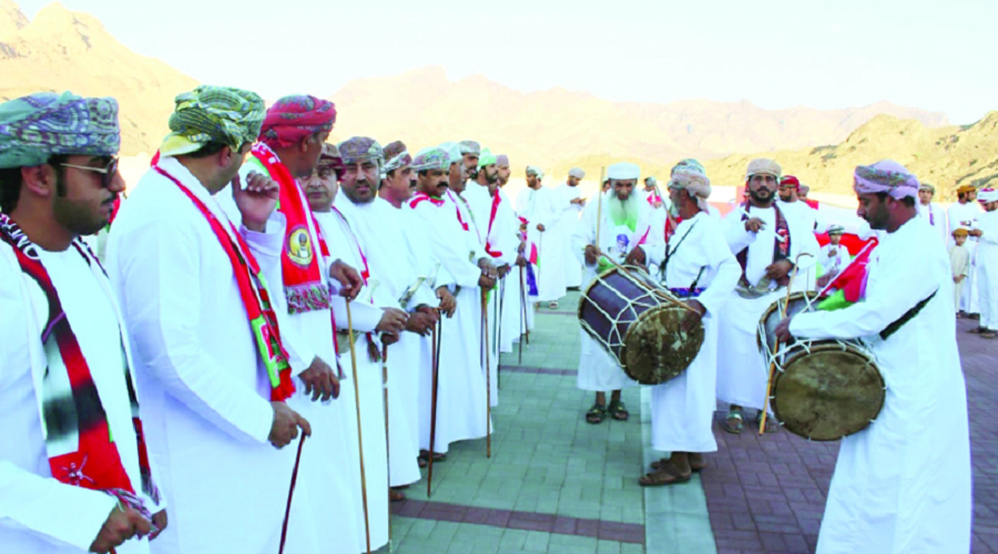 متى موعد اجازة العيد الوطني العماني 