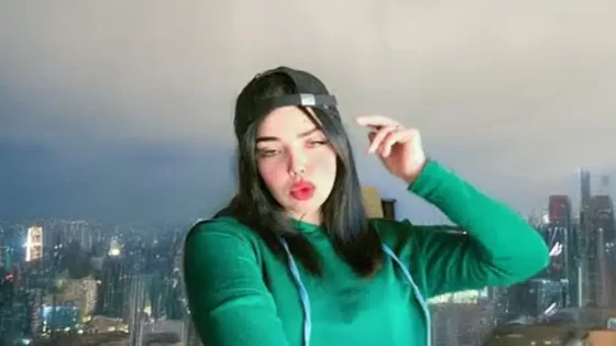 مشاهدة فيديوهات شموخ التيكتوكر التونسية 2024 كاملة بدقة حذف