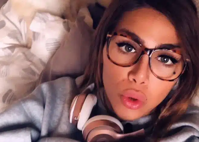 وفاة العارضة ديفا فكتوريا