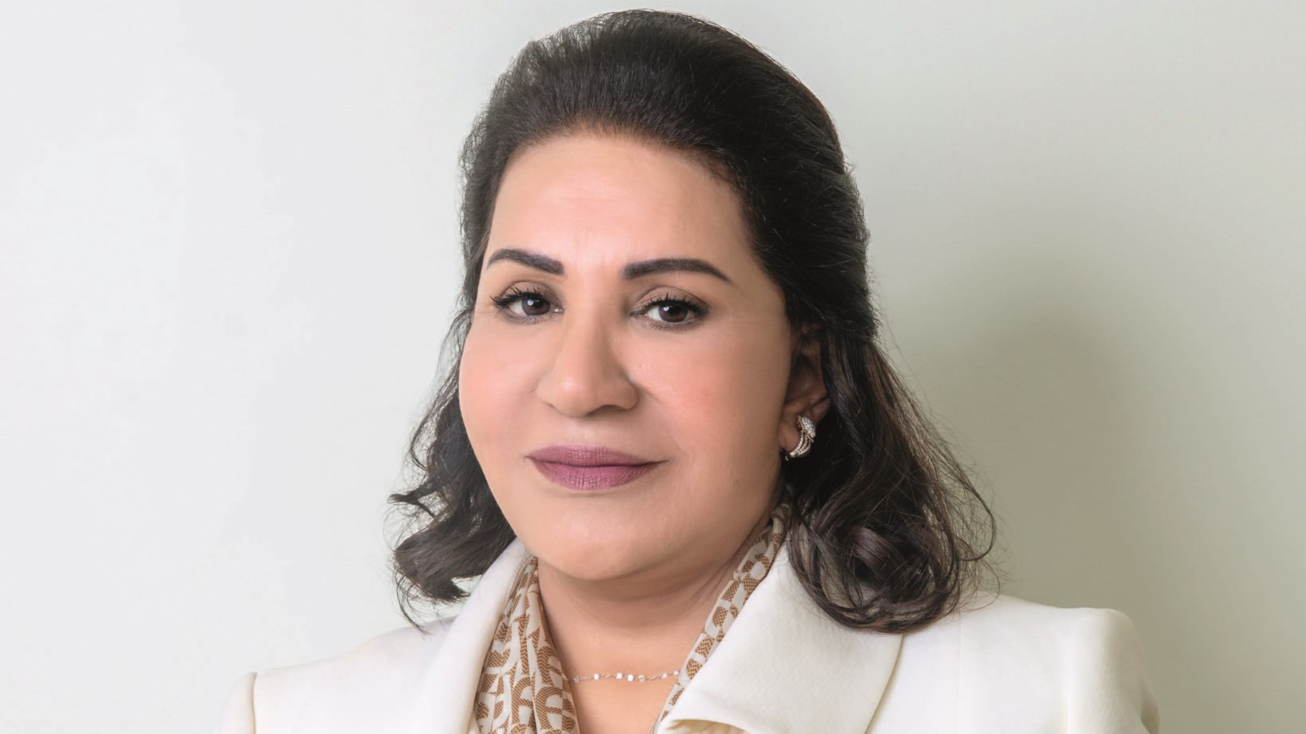 هل تم سحب الجنسية الكويتية من سعاد عبدالله