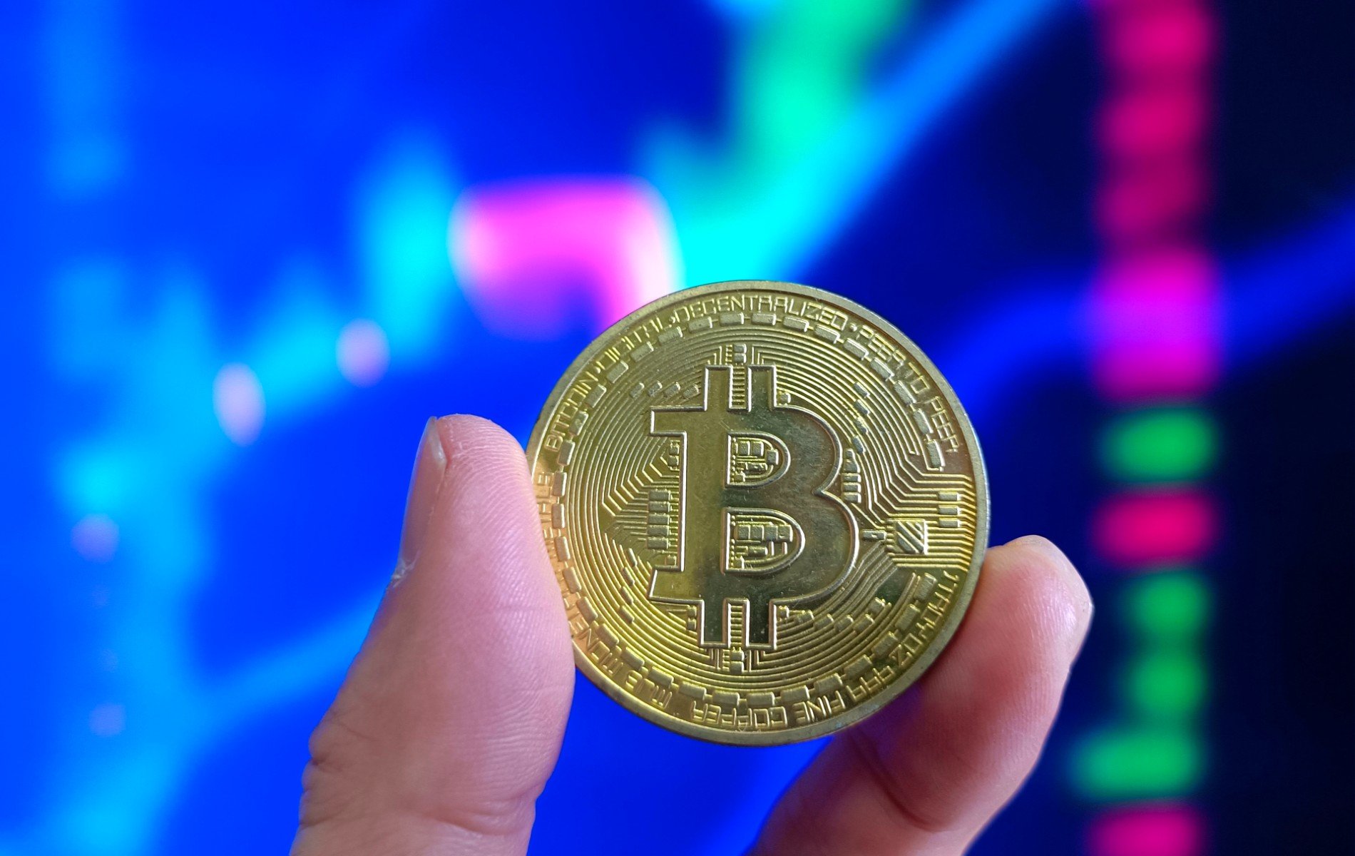 ارتفاع جنوني.. كم سعر عملة البيتكوين اليوم؟