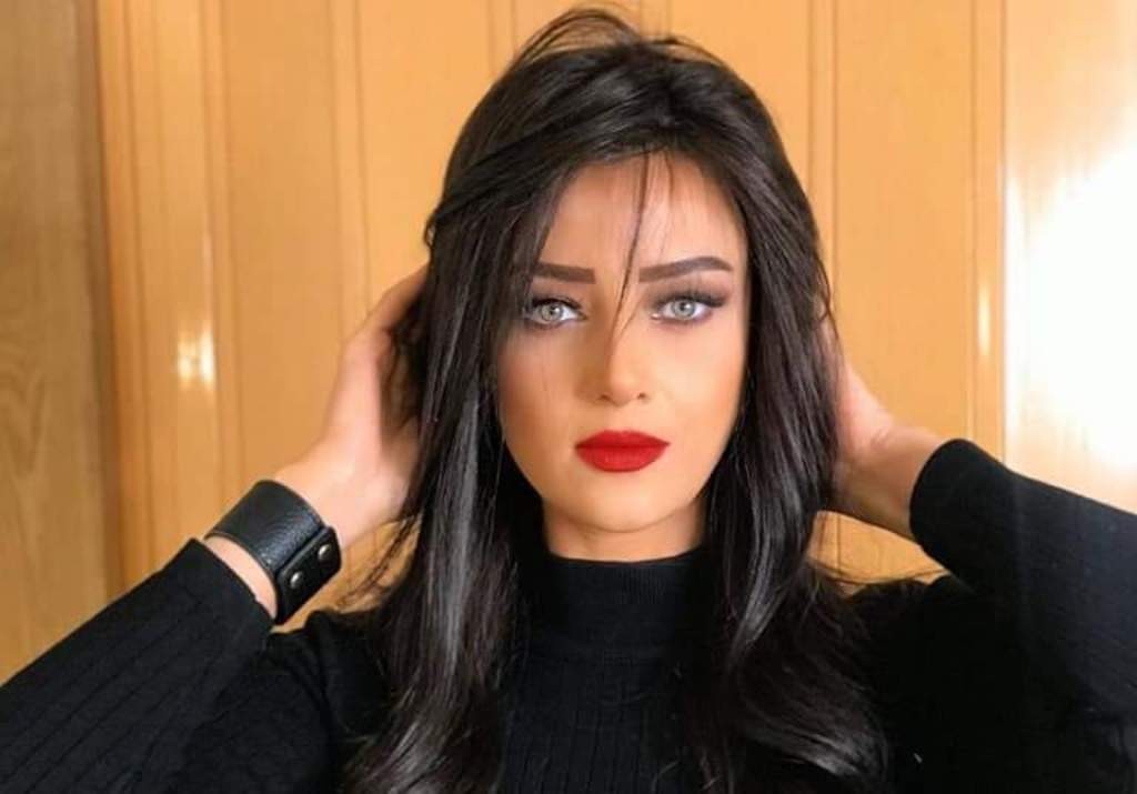 من هي رضوى الشربيني