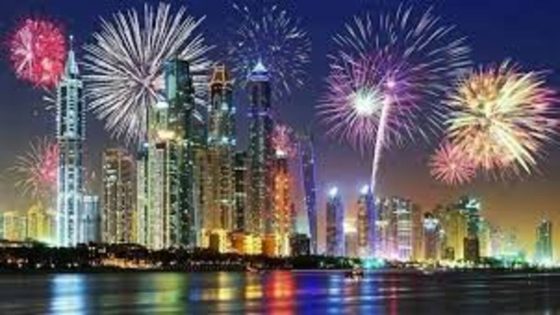 مواعيد الألعاب النارية رأس السنة في الإمارات 2025
