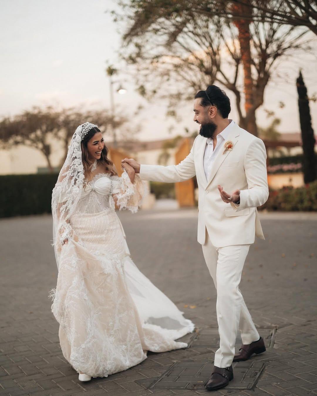 من هي زوجة حاتم فهمي