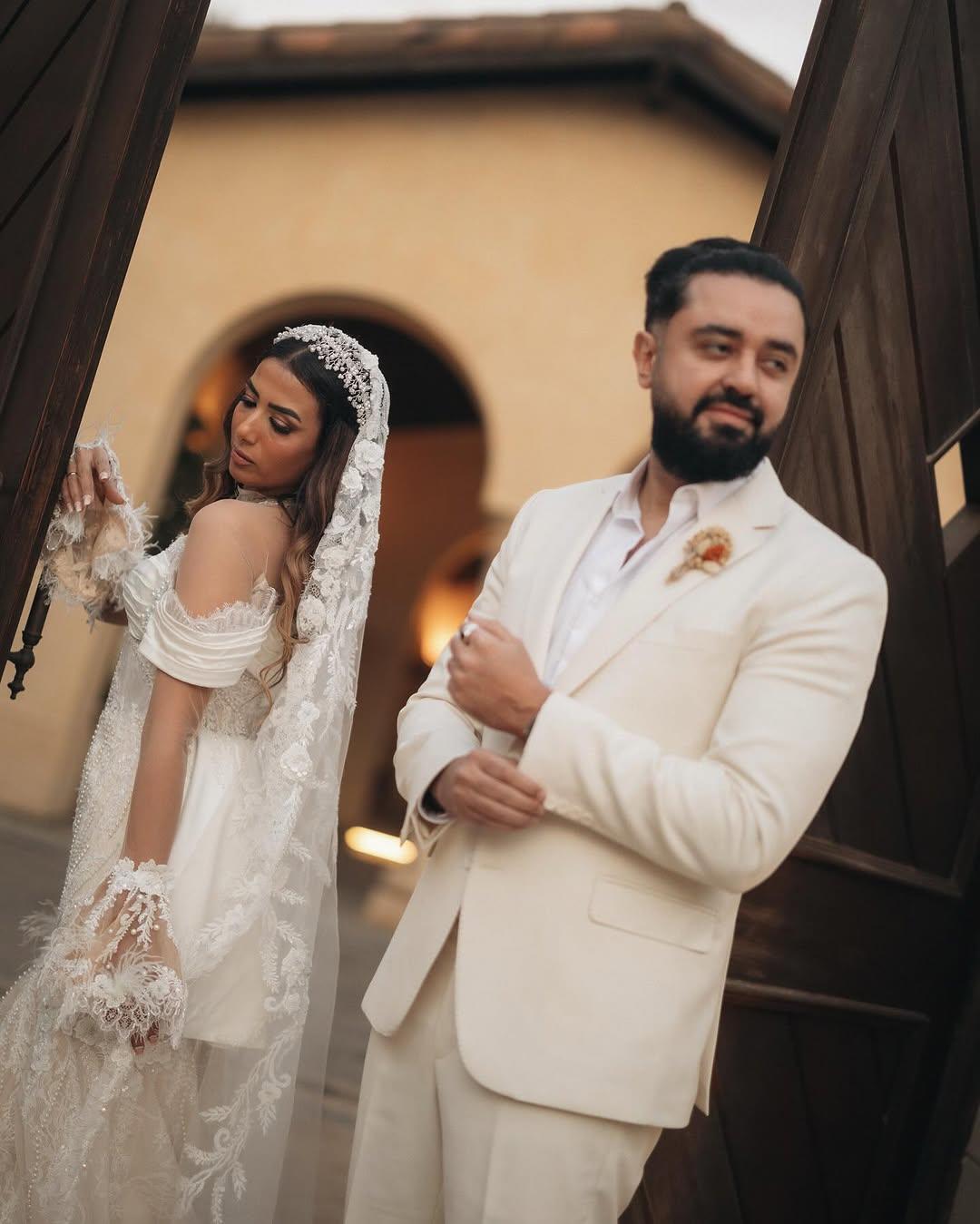 من هي زوجة حاتم فهمي