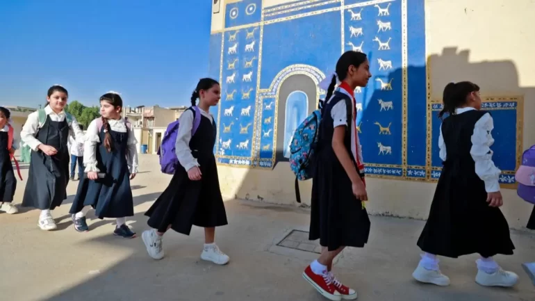 شروط التقديم على منحة الطلبة في العراق 2025