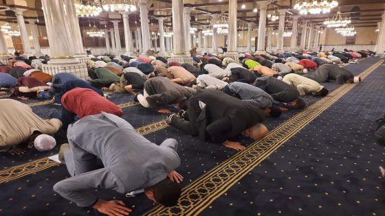 أدعية صلاة التراويح مكتوب في شهر رمضان